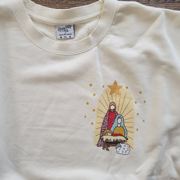 NEW XXL (2XL) Living Fully Co Reason for the Season Sweatshirt in Ivory - Picture 4 of 5